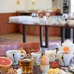 Brit Agen - L'aquitaine Hotel 3*