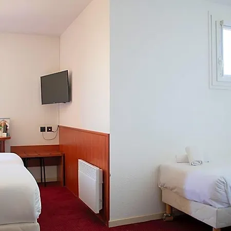 Brit Agen - L'aquitaine Hotel