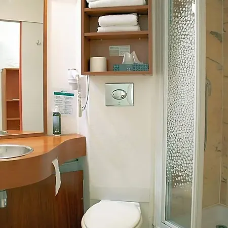 Szálloda Brit Agen - L'aquitaine 3*