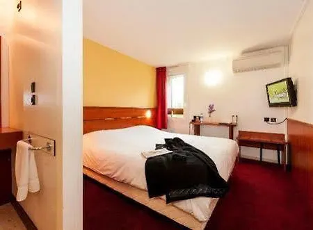 Hotell Brit Agen - L'aquitaine